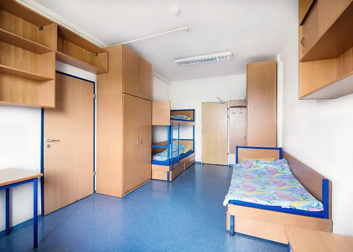 Dizzy Daisy Hostel Riviera Warszawa